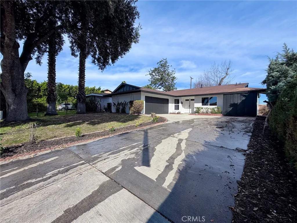 1634 Lantana, Pomona, California 91766 home-pic-1
