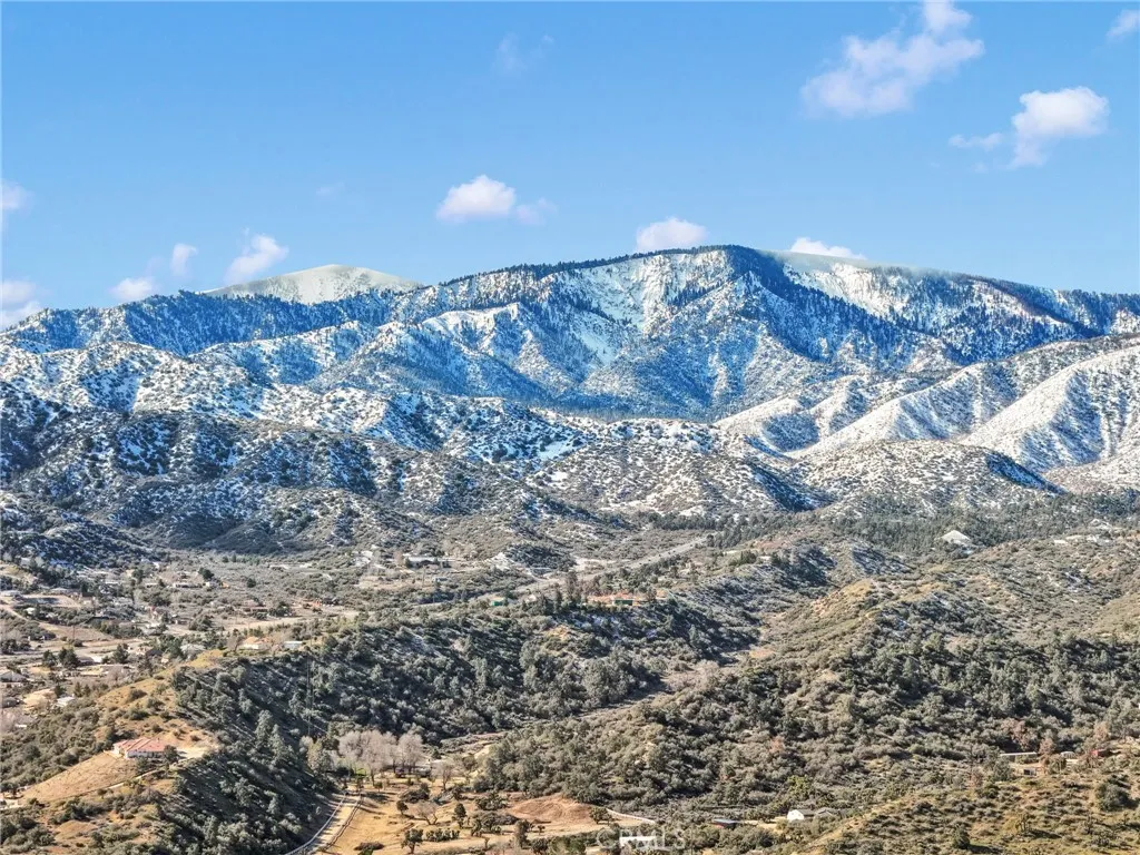 8322 Lebec Road, Pinon Hills, California 92372 home-pic-47