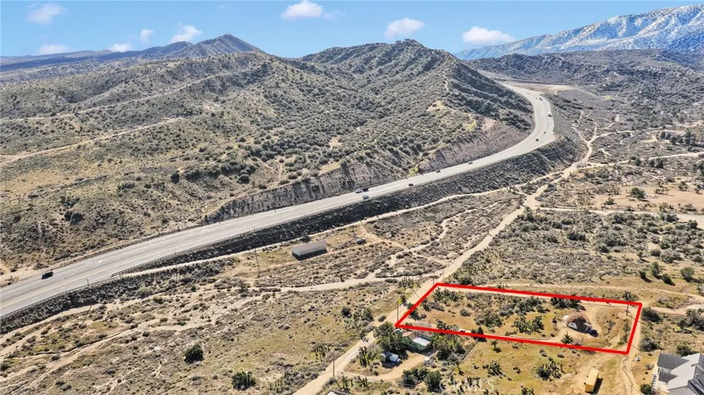 8322 Lebec Road, Pinon Hills, California 92372 home-pic-48