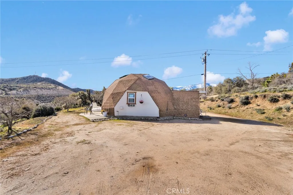 8322 Lebec Road, Pinon Hills, California 92372 home-pic-3