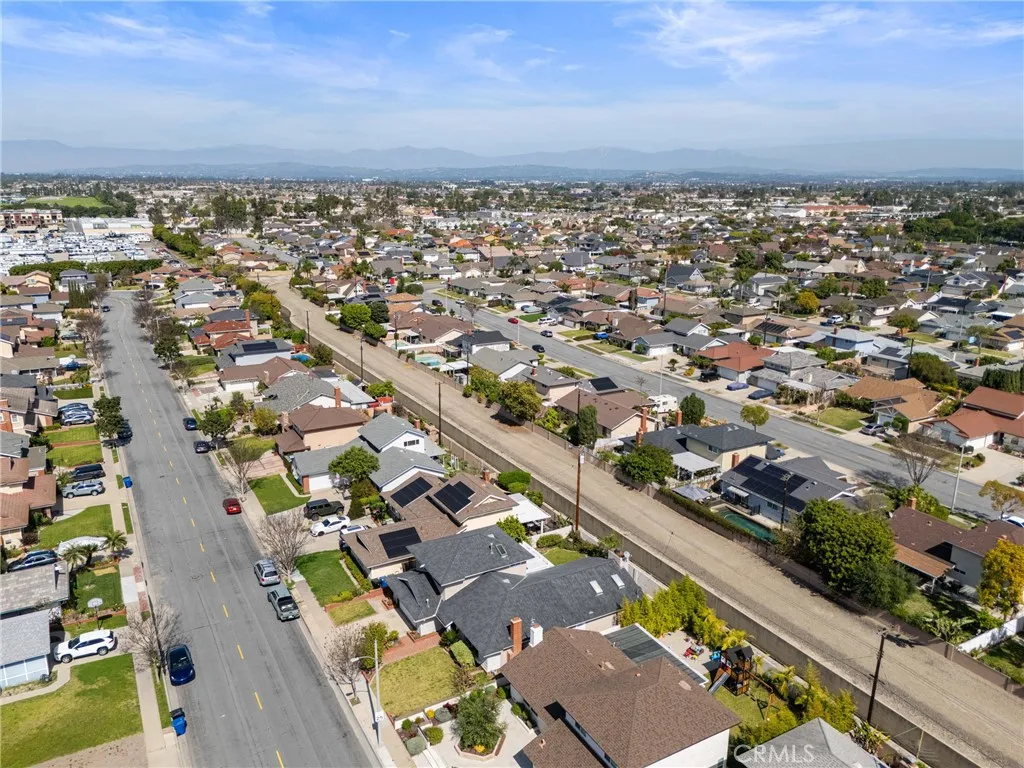 9432 Alderbury, Cypress, California 90630 home-pic-6