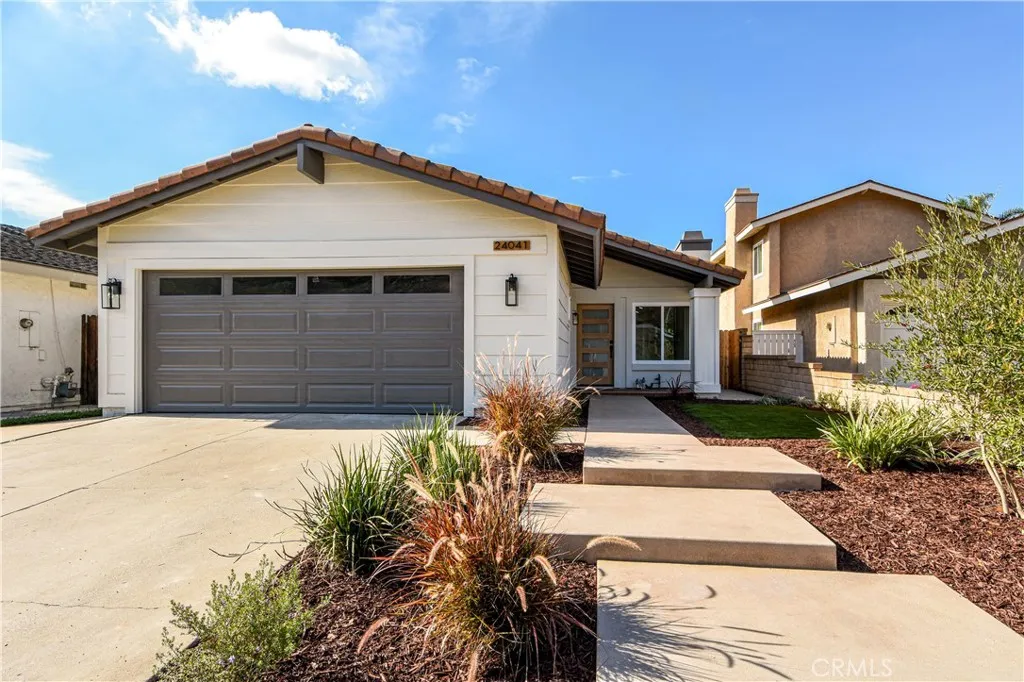 24041 Zancon, Mission Viejo, California 92692 home-pic-1