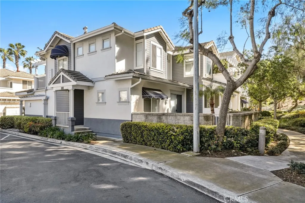 98 Carlsbad Lane, Aliso Viejo, California 92656 home-pic-1