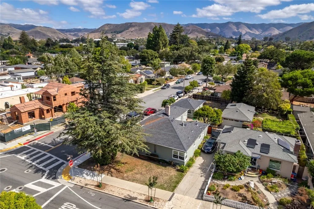 811 Mission, San Luis Obispo, California 93405 home-pic-2