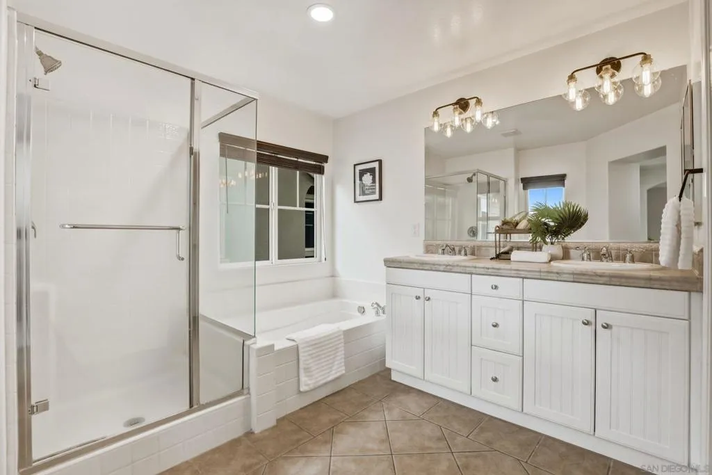 28848 Laurel Ln, Temecula, California 92591 home-pic-9