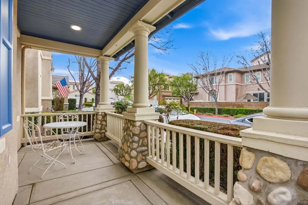 28848 Laurel Ln, Temecula, California 92591 home-pic-2