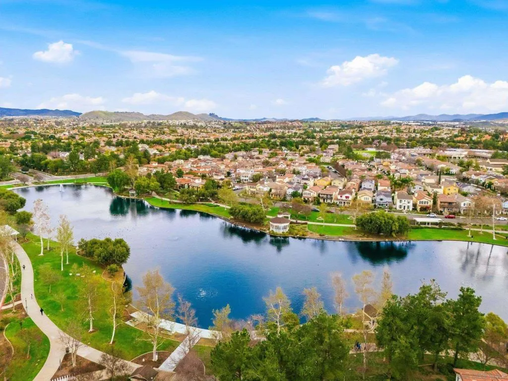 28848 Laurel Ln, Temecula, California 92591 home-pic-45