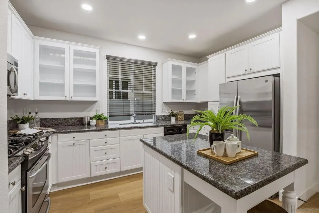 28848 Laurel Ln, Temecula, California 92591 home-pic-7