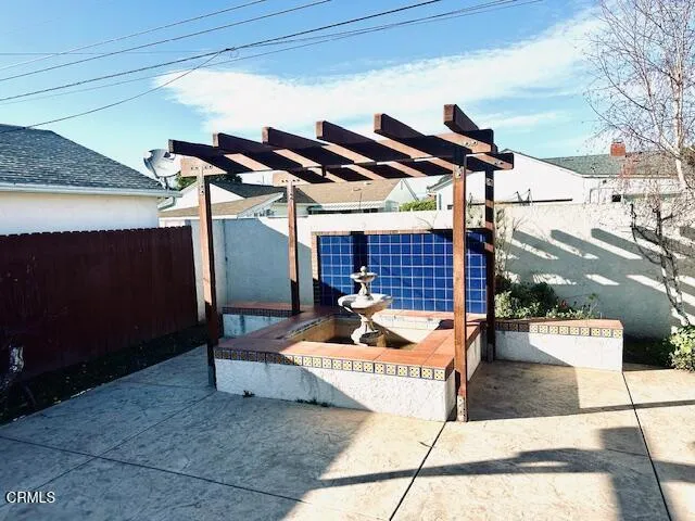 715 W Robert Avenue, Oxnard, California 93030 home-pic-28