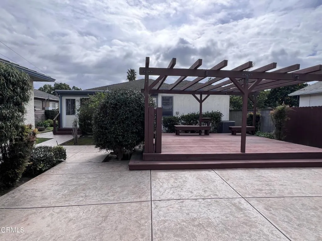 715 W Robert Avenue, Oxnard, California 93030 home-pic-23