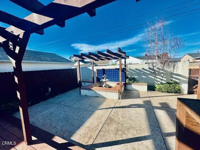 715 W Robert Avenue, Oxnard, California 93030 home-pic-27
