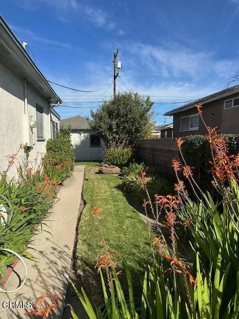 715 W Robert Avenue, Oxnard, California 93030 home-pic-29