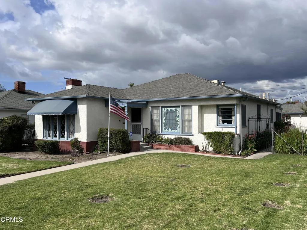 715 W Robert Avenue, Oxnard, California 93030 home-pic-1