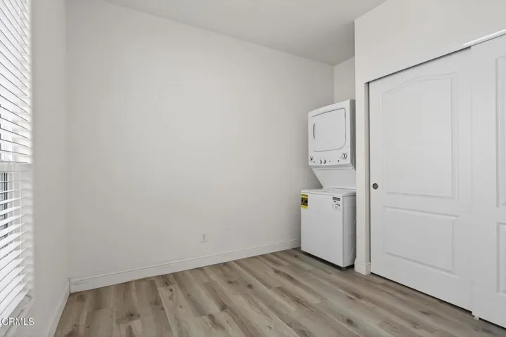 9-web-or-mls-UpmarketMedia-3975Tel-032