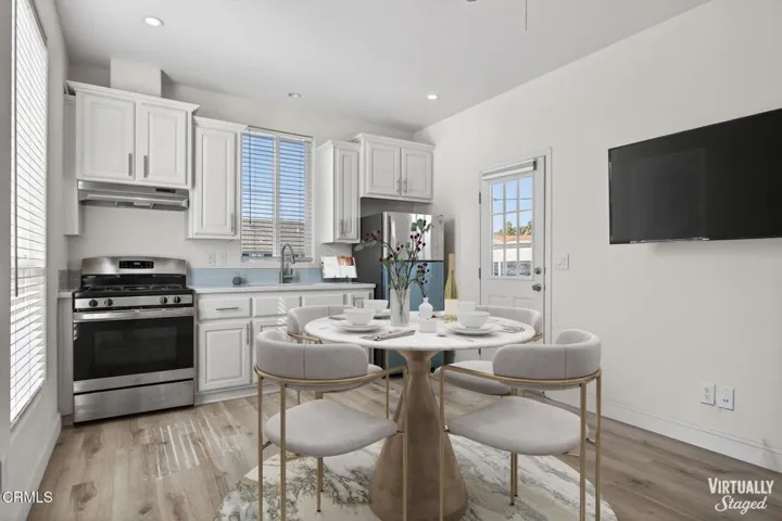7-web-or-mls-UpmarketMedia-3975Tel-018 (