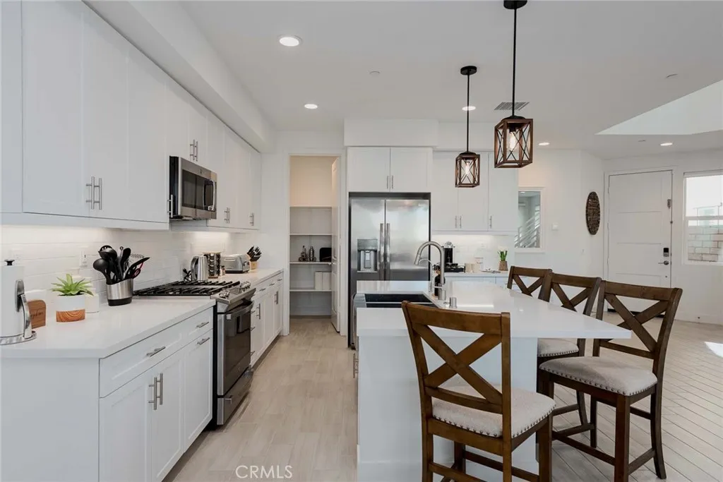84650 Litorale Court, Indio, California 92203 home-pic-5