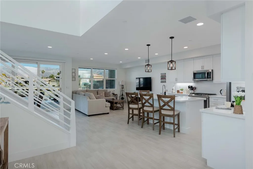 84650 Litorale Court, Indio, California 92203 home-pic-2
