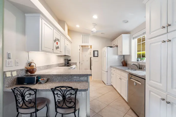 73450CountryClubDr#93-13