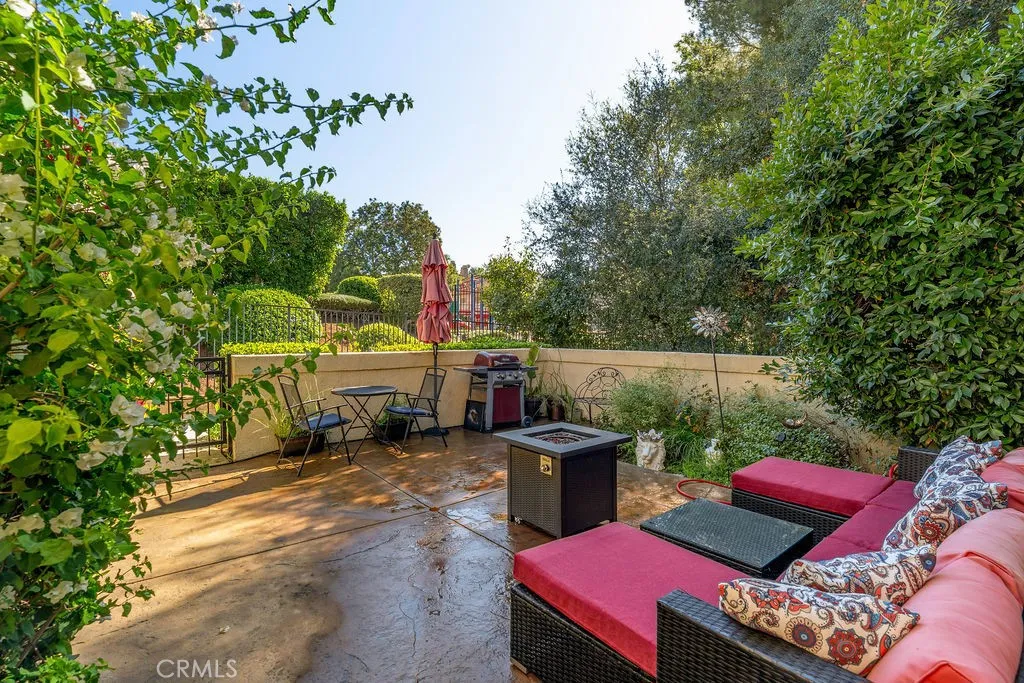 1360 Ashton Park Lane, Newbury Park, California 91320 home-pic-33