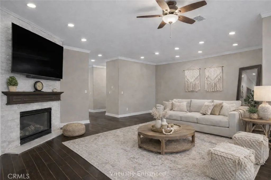 1360 Ashton Park Lane, Newbury Park, California 91320 home-pic-2