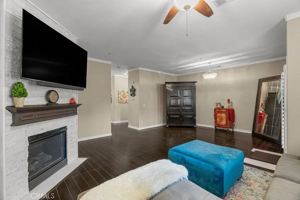 1360 Ashton Park Lane, Newbury Park, California 91320 home-pic-6