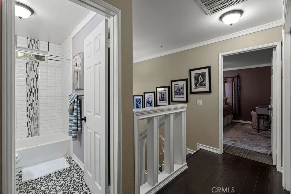 1360 Ashton Park Lane, Newbury Park, California 91320 home-pic-24