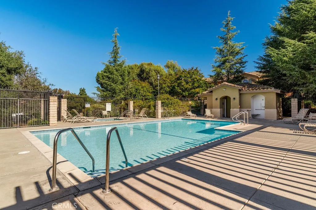 1360 Ashton Park Lane, Newbury Park, California 91320 home-pic-37