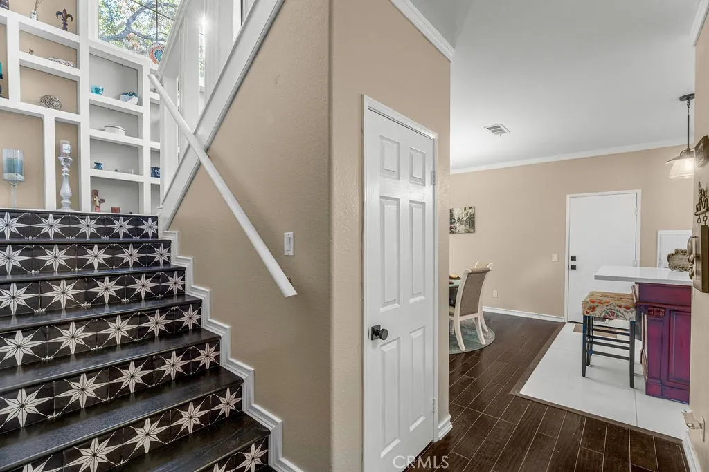 1360 Ashton Park Lane, Newbury Park, California 91320 home-pic-16