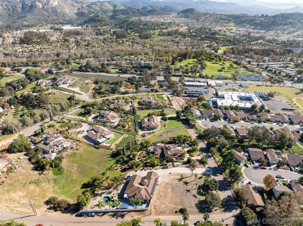 26025 Jack Rabbit Acres, Escondido, California 92026 home-pic-21