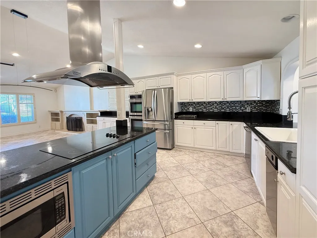 2123 Earnshaw Drive, Placentia, California 92870 home-pic-7