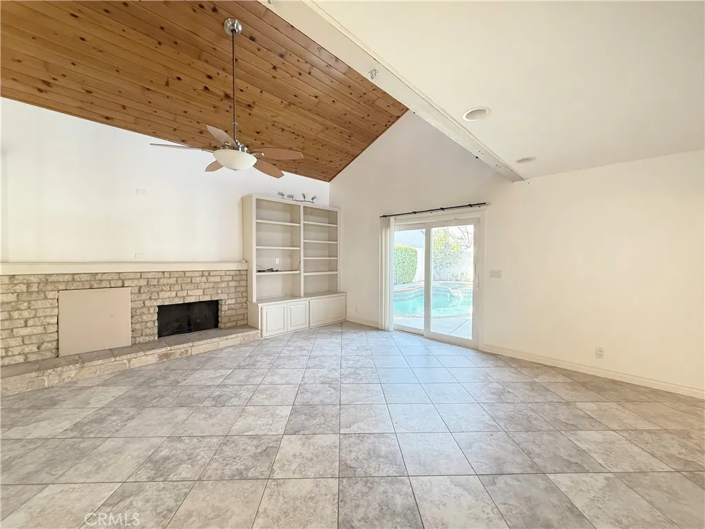 2123 Earnshaw Drive, Placentia, California 92870 home-pic-13