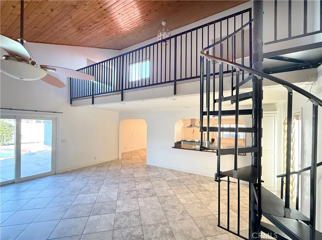 2123 Earnshaw Drive, Placentia, California 92870 home-pic-14