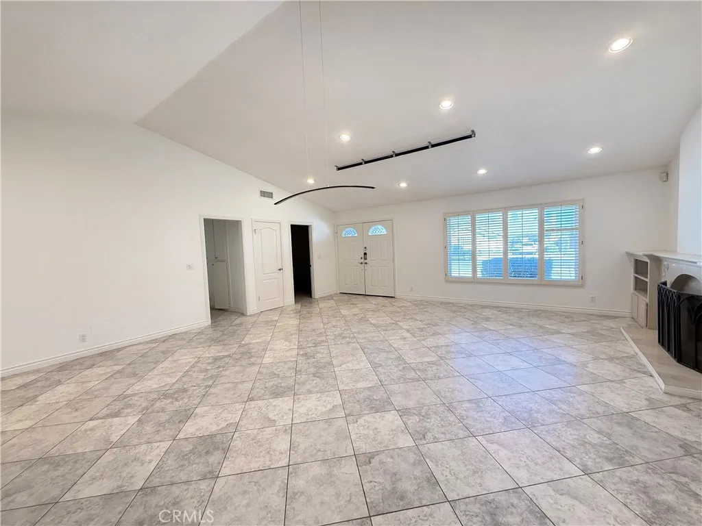 2123 Earnshaw Drive, Placentia, California 92870 home-pic-4