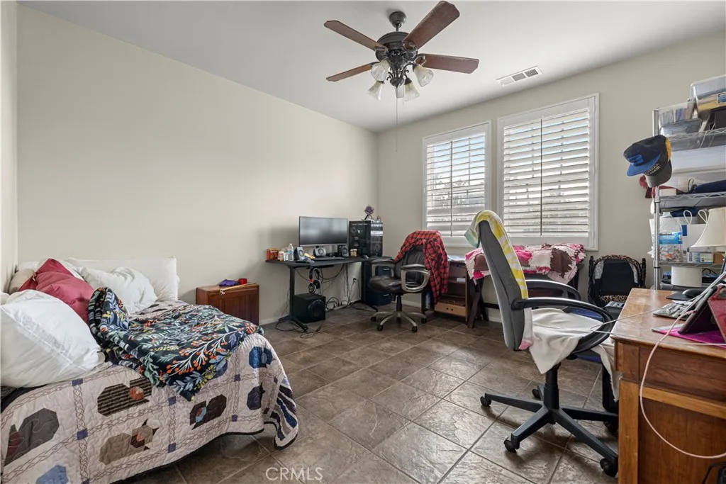 1218 N Larkspur Lane, Beaumont, California 92223 home-pic-12