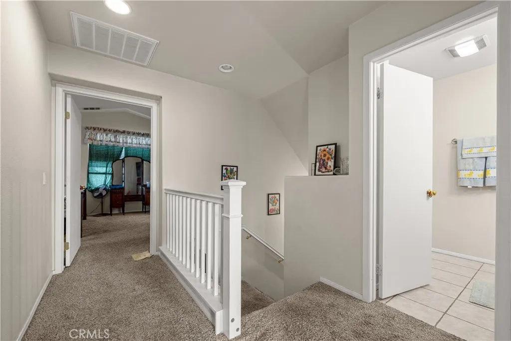 1218 N Larkspur Lane, Beaumont, California 92223 home-pic-10