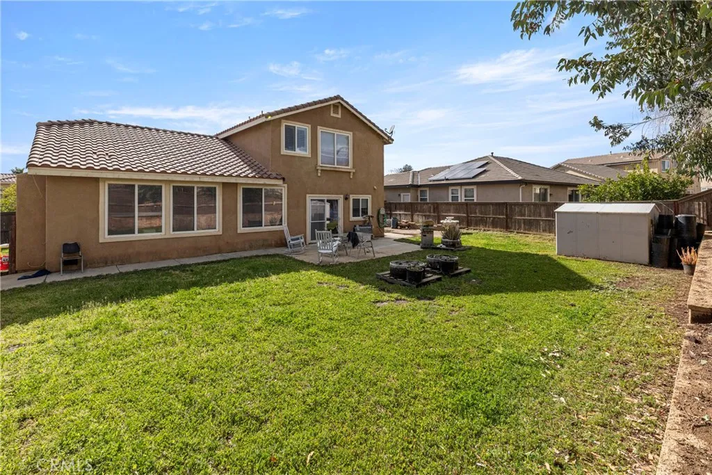 1218 N Larkspur Lane, Beaumont, California 92223 home-pic-20