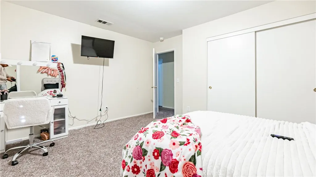 22993 Eyota, Apple Valley, California 92308 home-pic-22