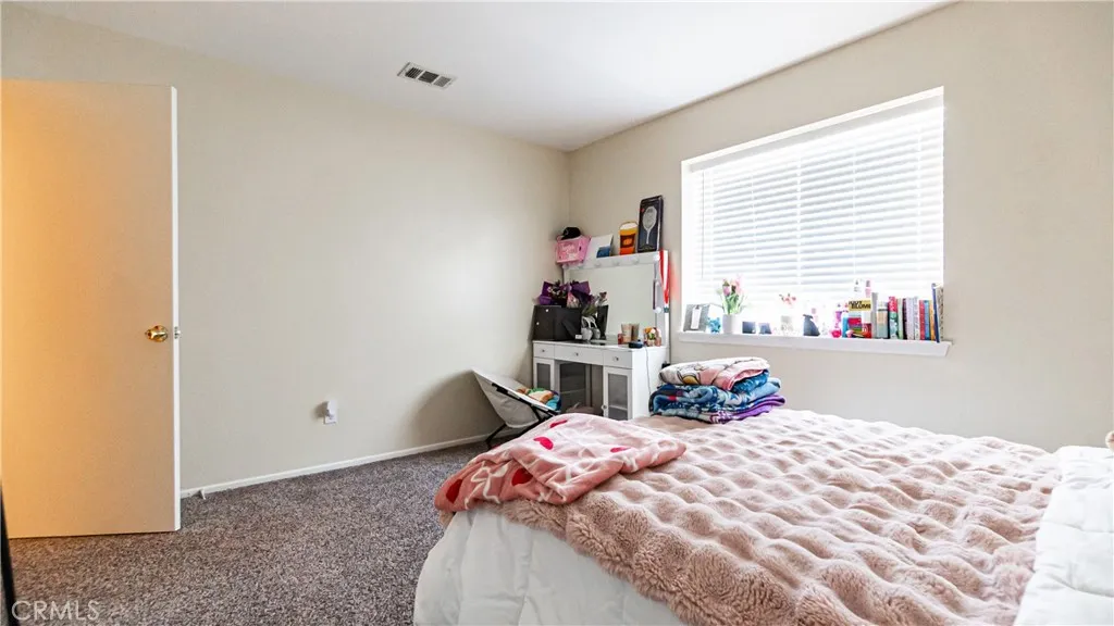 22993 Eyota, Apple Valley, California 92308 home-pic-24