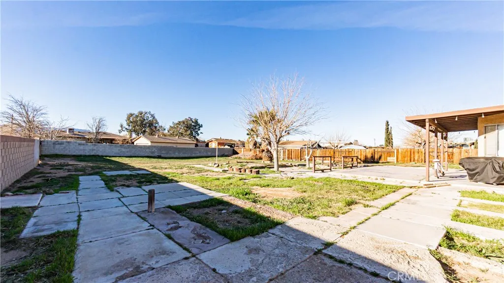 22993 Eyota, Apple Valley, California 92308 home-pic-29