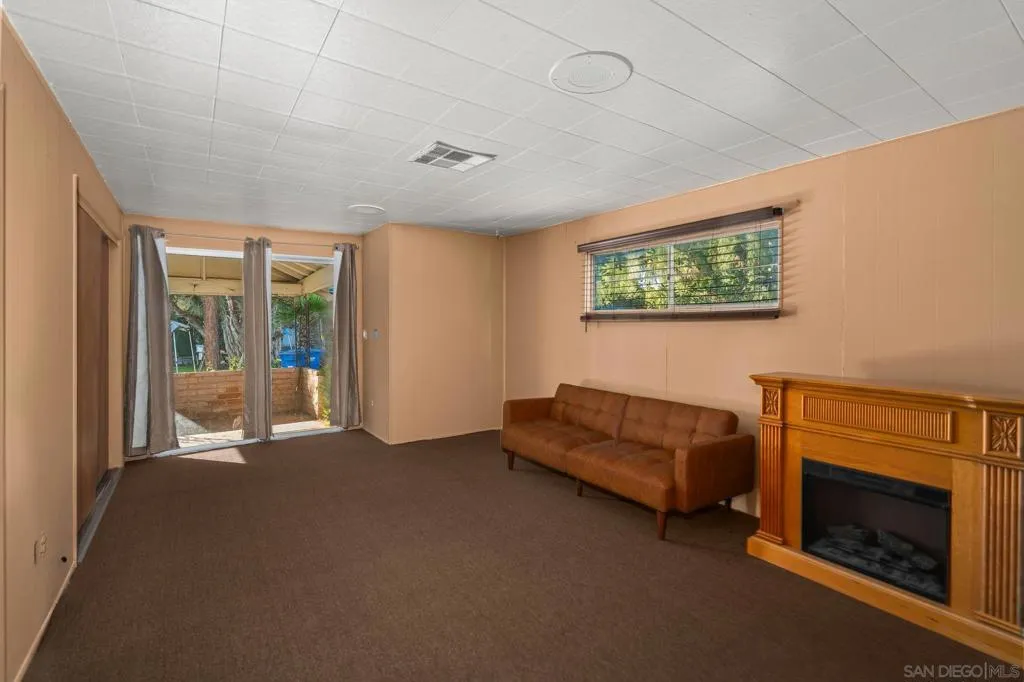 307 E Washington Ave, El Cajon, California 92020 home-pic-38