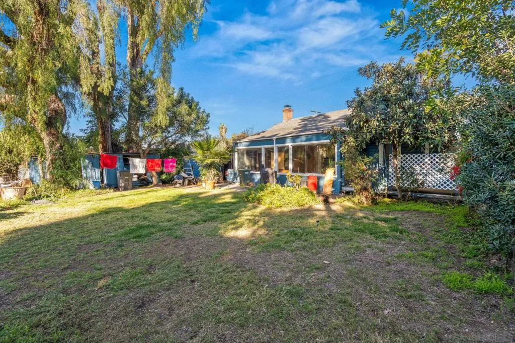 307 E Washington Ave, El Cajon, California 92020 home-pic-16