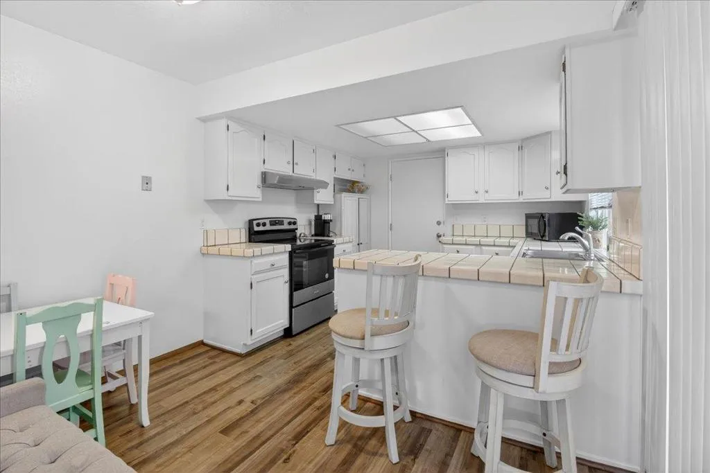 525 Cloudview Drive, Watsonville, California 95076 home-pic-12