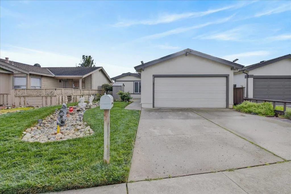 525 Cloudview Drive, Watsonville, California 95076 home-pic-3