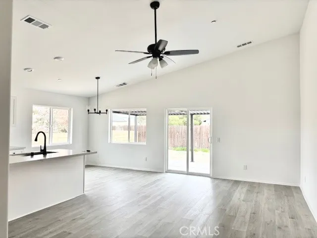 14765 Aberdeen, Helendale, California 92342 home-pic-11