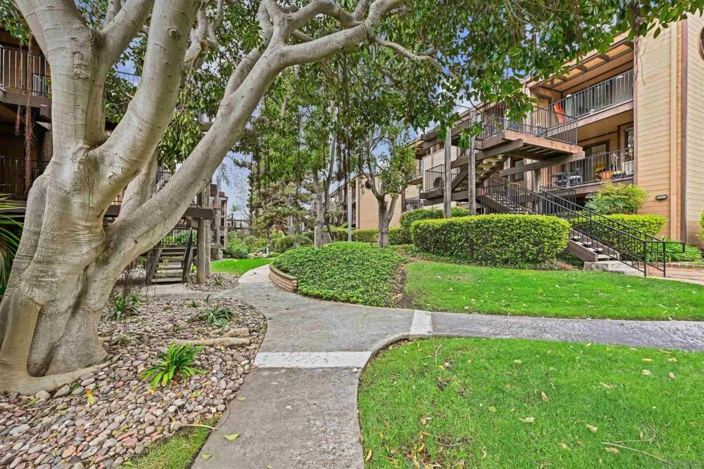 4008 Aguila St I, Carlsbad, California 92008 home-pic-33