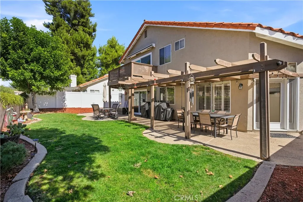39147 Via Pamplona, Murrieta, California 92563 home-pic-29