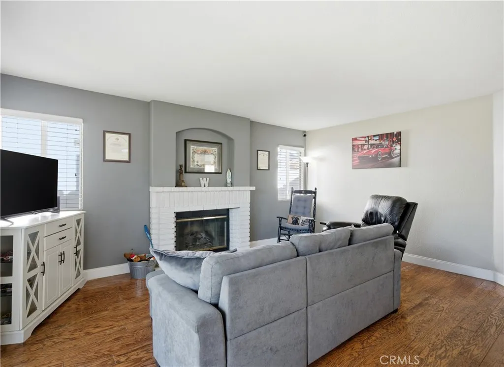 39147 Via Pamplona, Murrieta, California 92563 home-pic-12