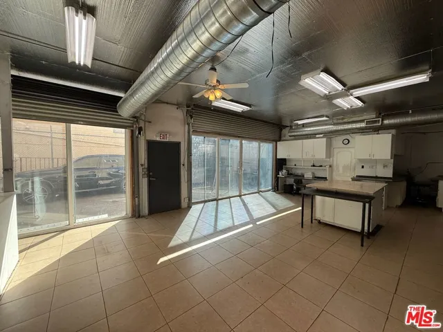7304 Canby Avenue, Reseda, California 91335