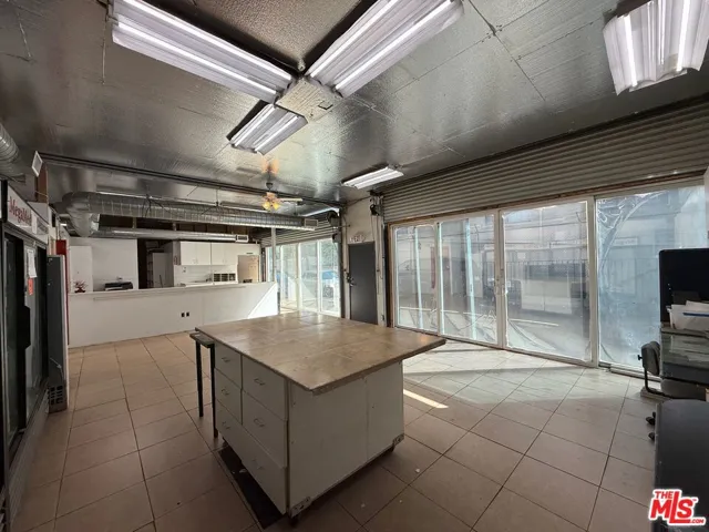 7304 Canby Avenue, Reseda, California 91335