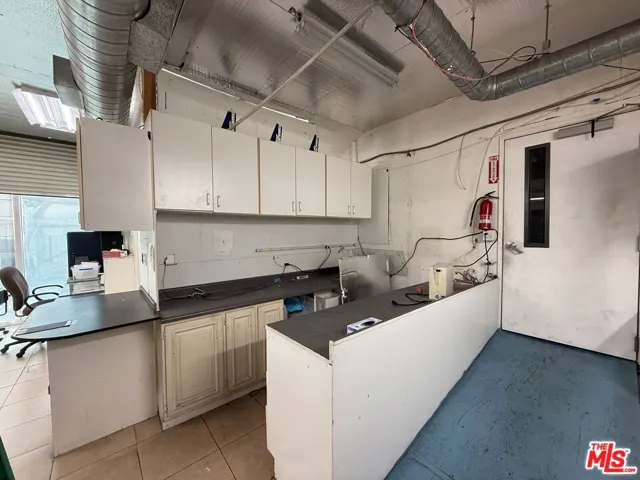 Commercial Unit - Lower Rear B